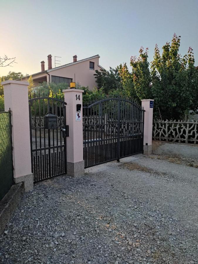 Appartamento Da Vjeri Pula Luaran gambar